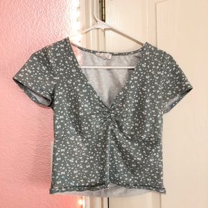 Pacsun/Ivy and Main floral crop top